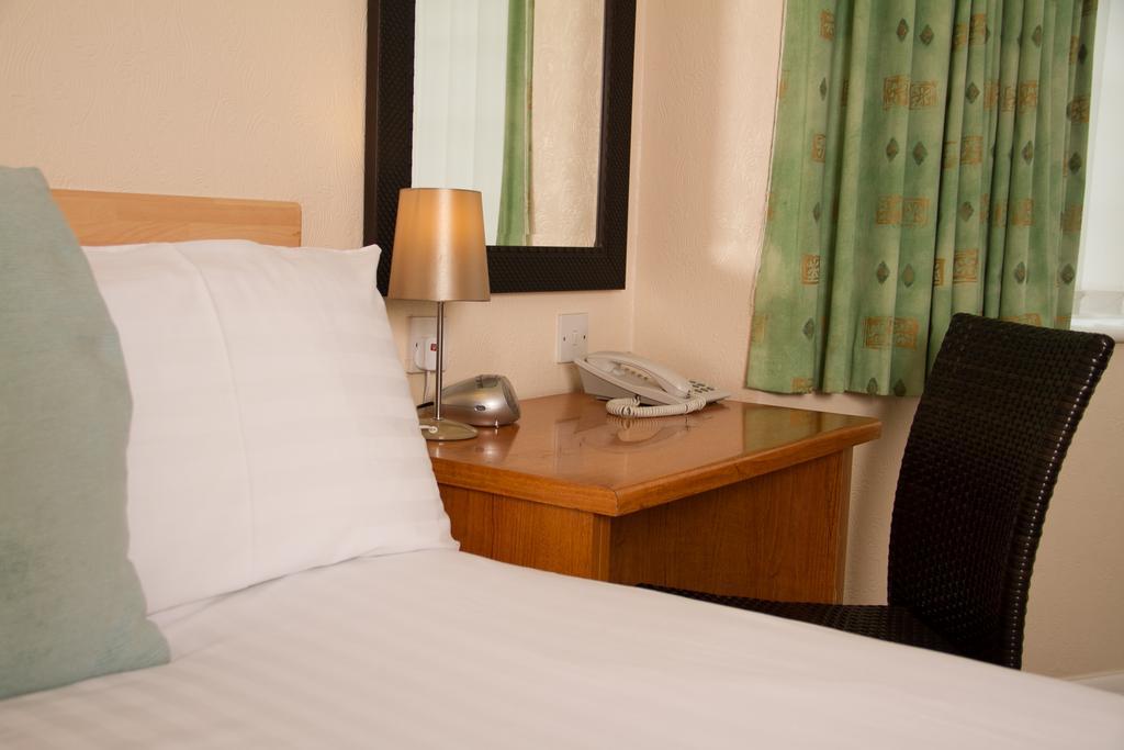 Travelrest Fareham Solent Gateway Hotel Exterior foto
